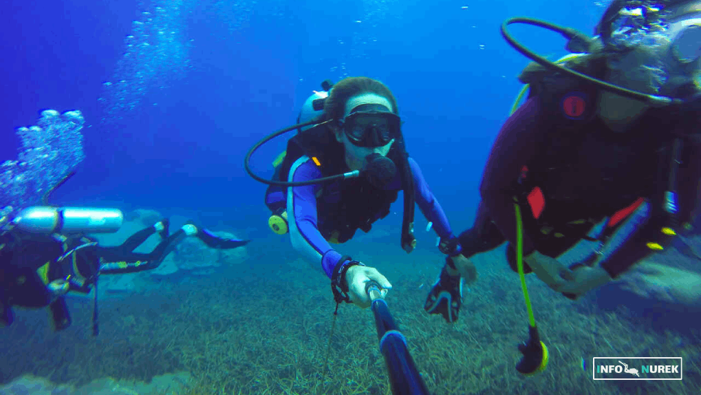 Jak komunikować się pod wodą